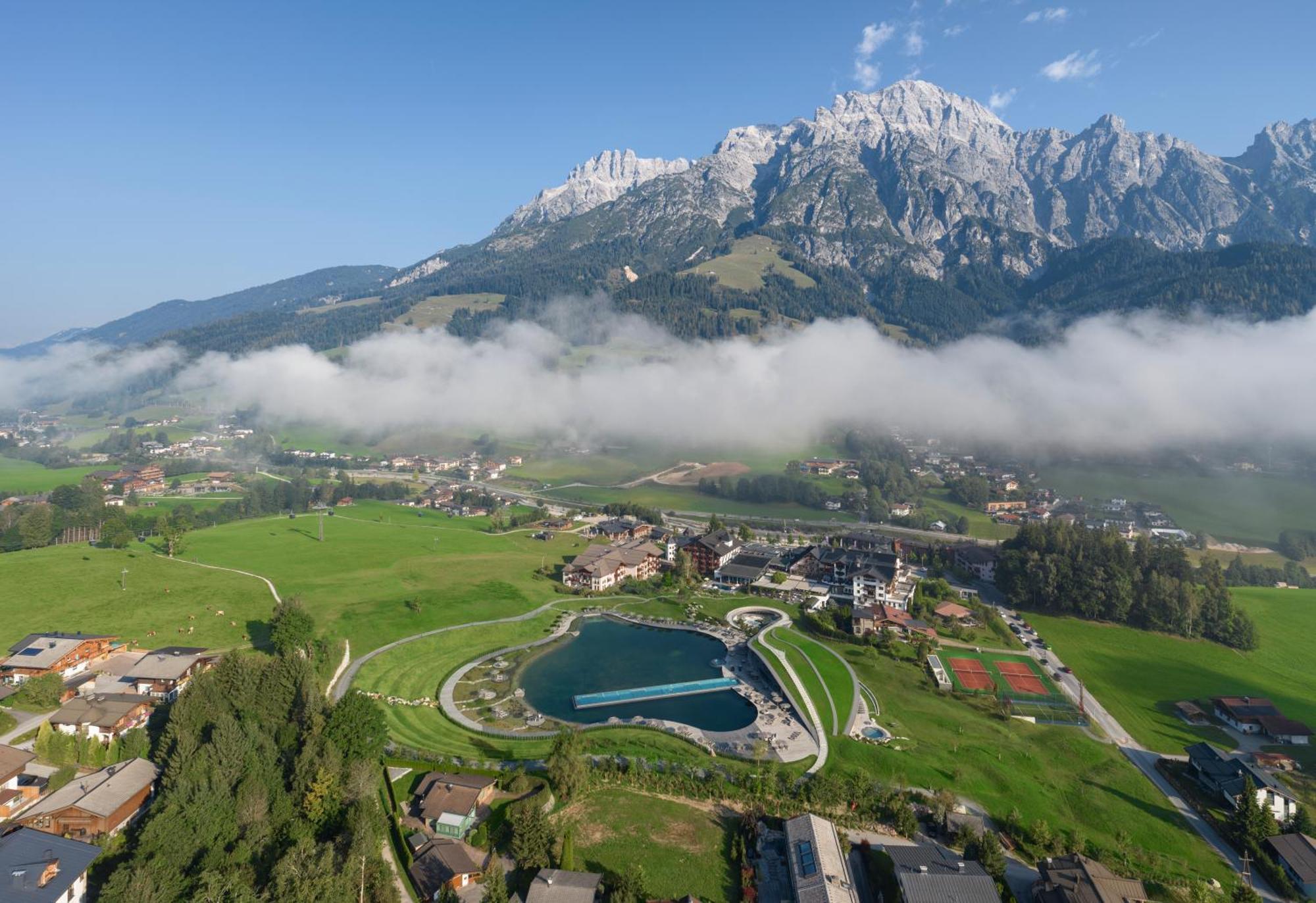 Hotel Krallerhof ลีโอกัง ภายนอก รูปภาพ