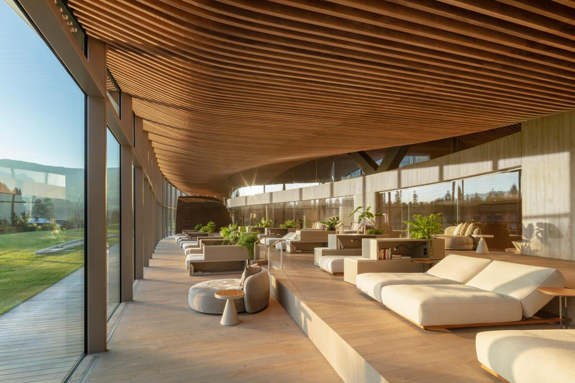 Hotel Krallerhof ลีโอกัง ภายนอก รูปภาพ
