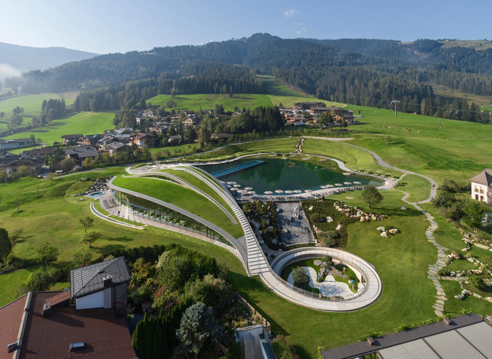 Hotel Krallerhof ลีโอกัง ภายนอก รูปภาพ